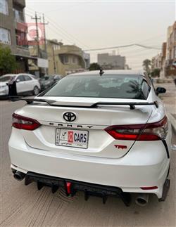 تۆیۆتا کامری